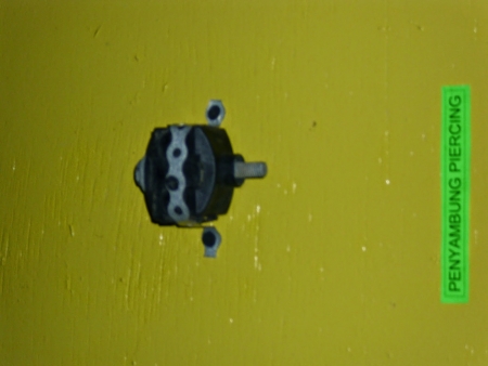 Penyambung Piercing